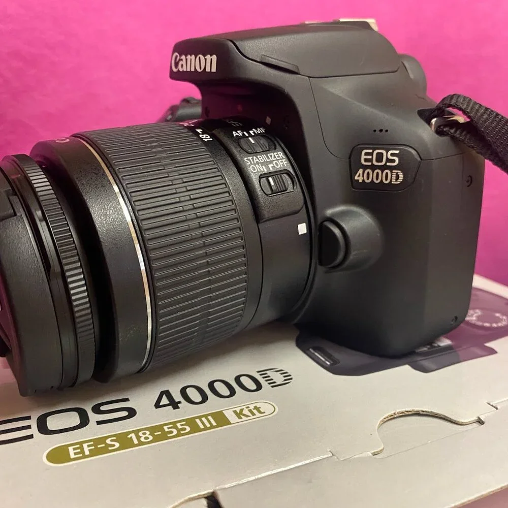 Like NEW Canon EOS 4000D